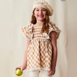 Matilda Jane Enchanted Garden Firefly Flutter Top
Girls Sz 10
